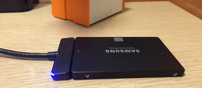 Samsung 850 EVO SSD hooked up externally